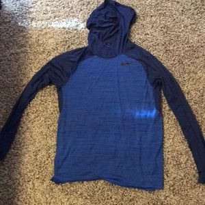 Nike long sleeve shirt with hood